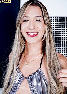 Lara Lopes